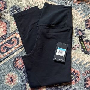 Nike Cropped Dri-Fit Leggings